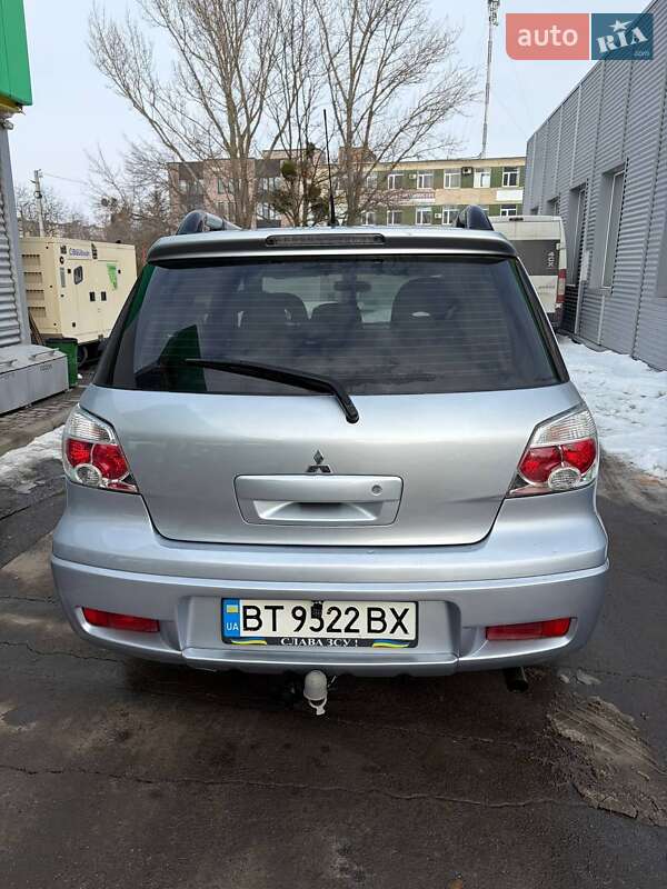 Mitsubishi Outlander 2008