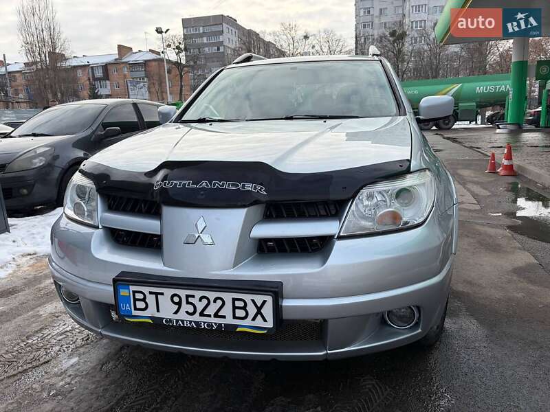 Mitsubishi Outlander 2008