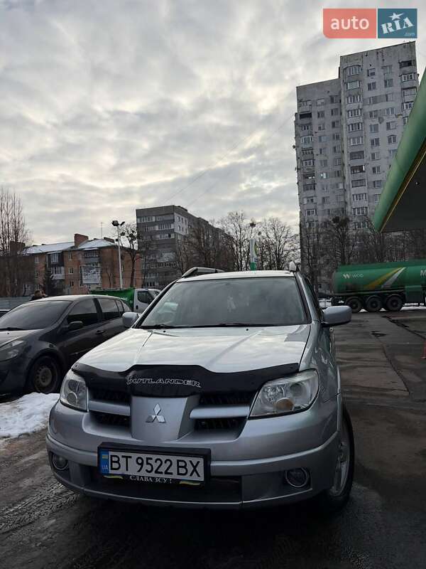 Mitsubishi Outlander 2008