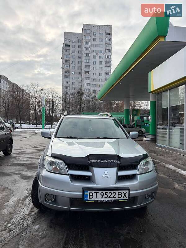 Mitsubishi Outlander 2008