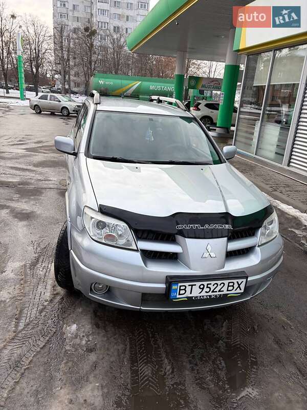 Mitsubishi Outlander 2008