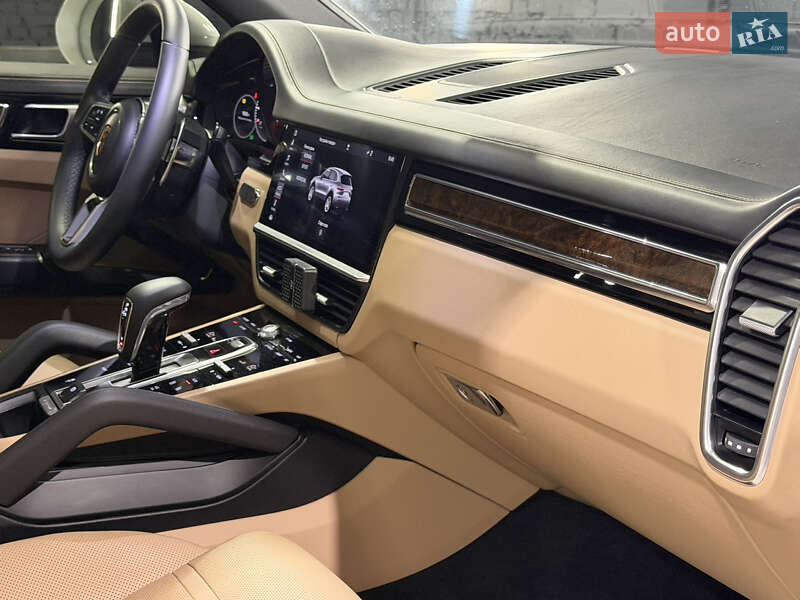 Porsche Cayenne 2017