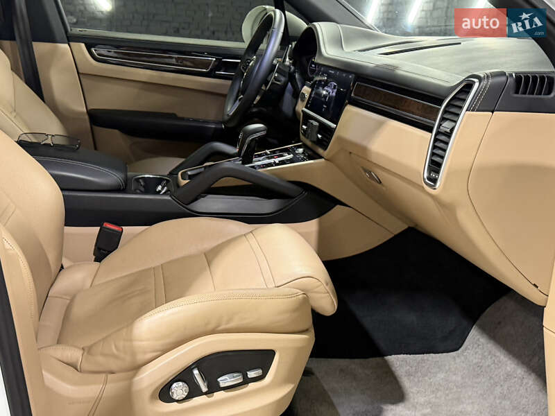 Porsche Cayenne 2017