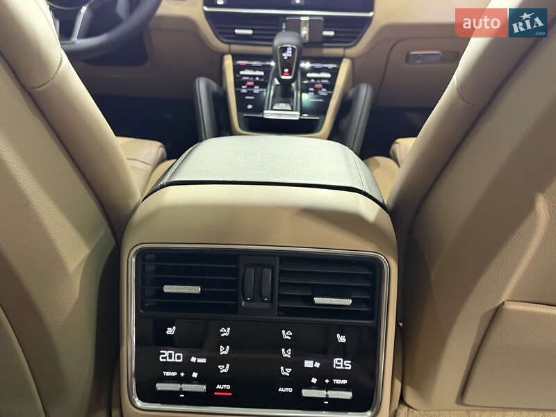 Porsche Cayenne 2017