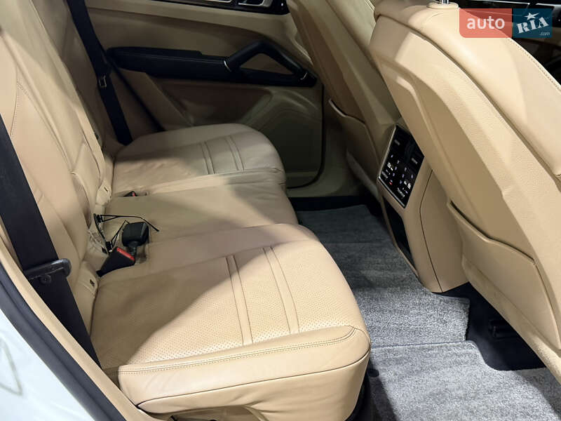 Porsche Cayenne 2017