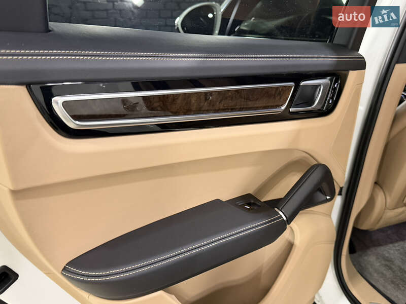 Porsche Cayenne 2017