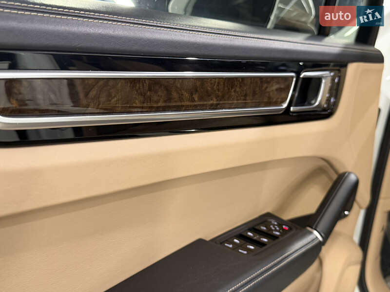 Porsche Cayenne 2017