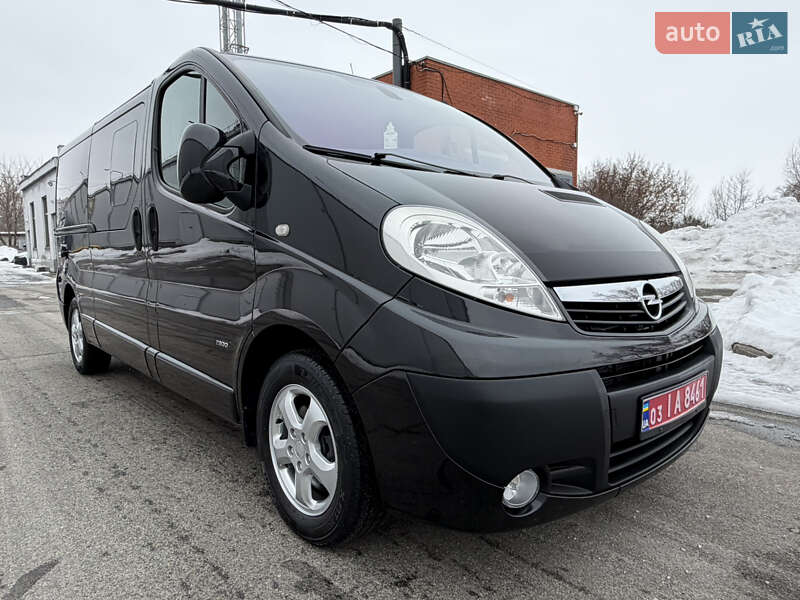 Opel Vivaro 2014