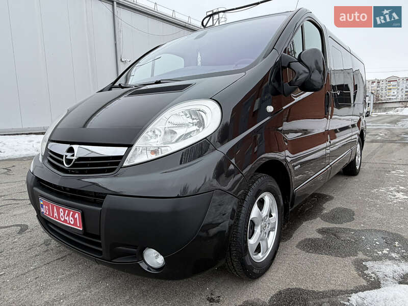 Opel Vivaro 2014