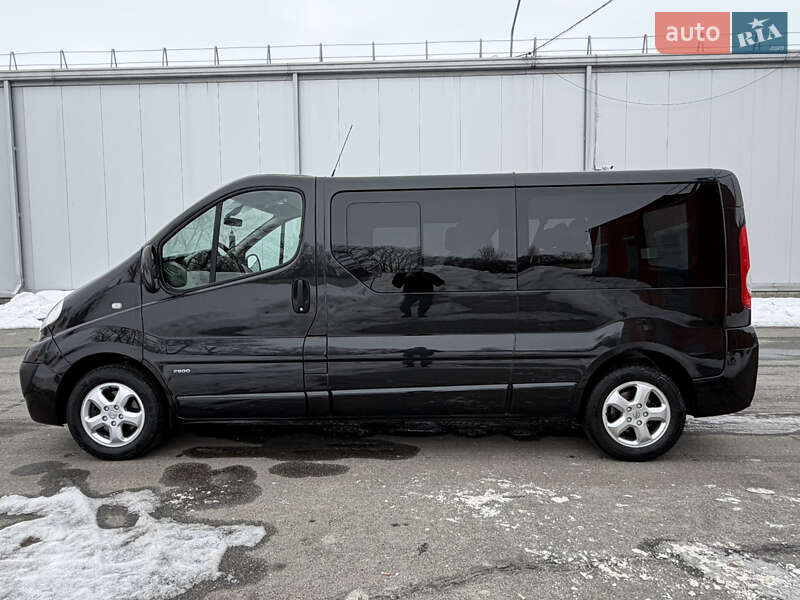 Opel Vivaro 2014