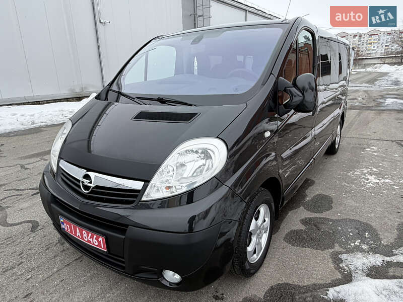 Opel Vivaro 2014