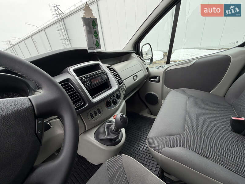Opel Vivaro 2014