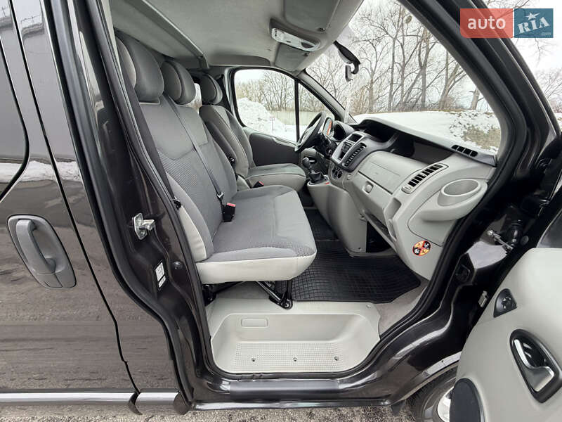 Opel Vivaro 2014