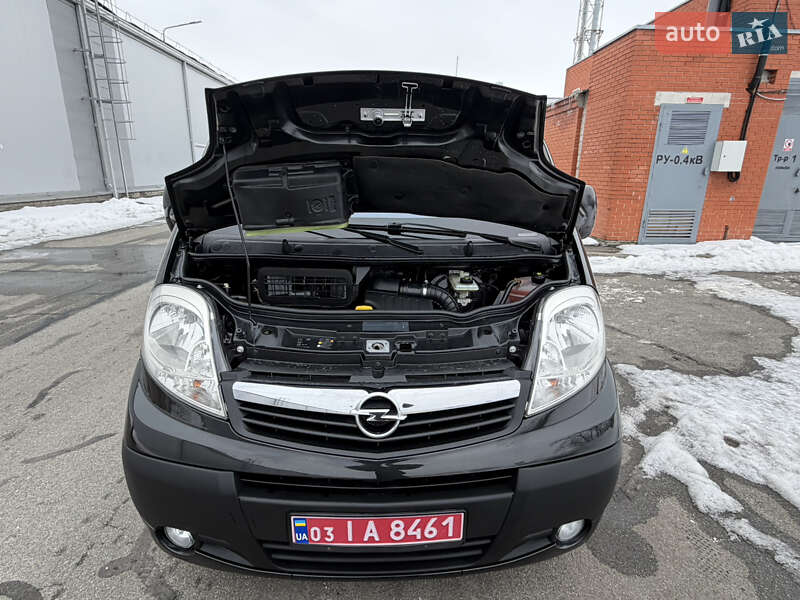 Opel Vivaro 2014