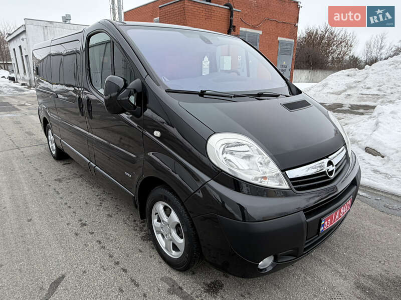 Opel Vivaro 2014