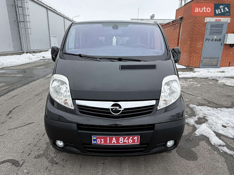 Opel Vivaro 2014