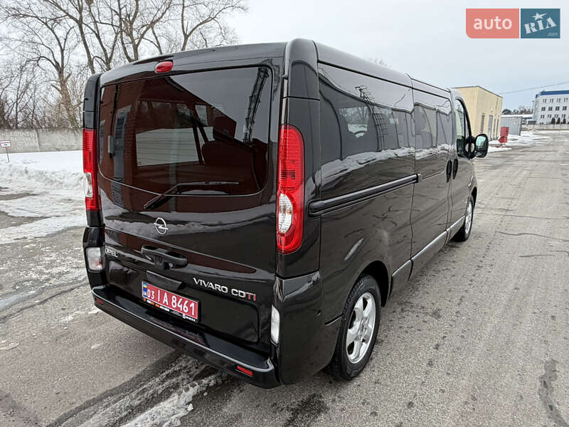 Opel Vivaro 2014