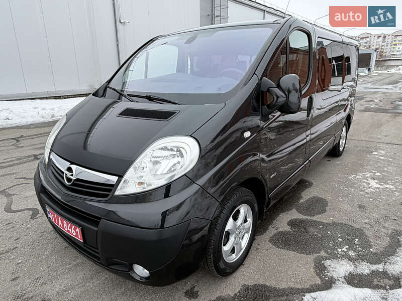 Opel Vivaro 2014