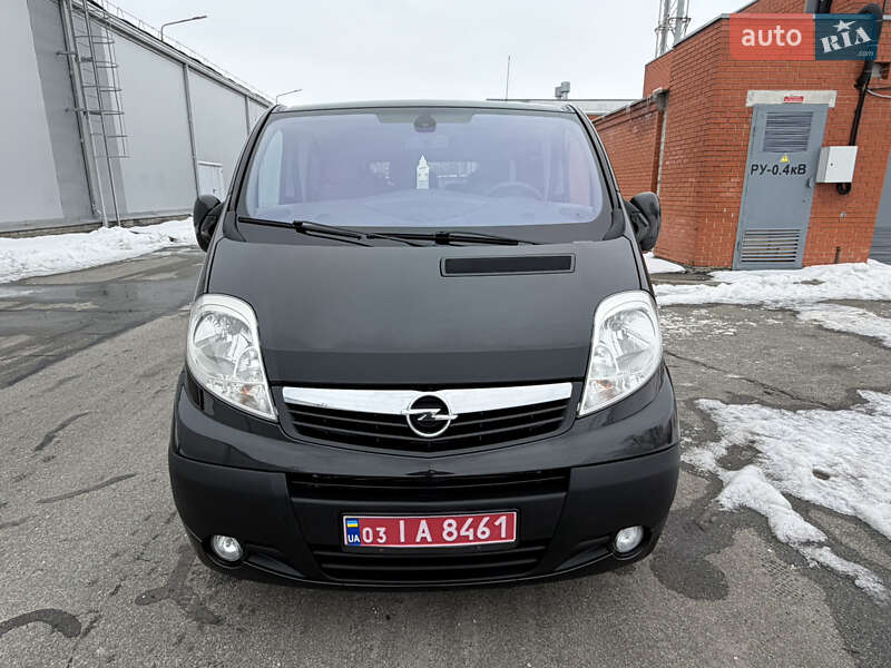 Opel Vivaro 2014