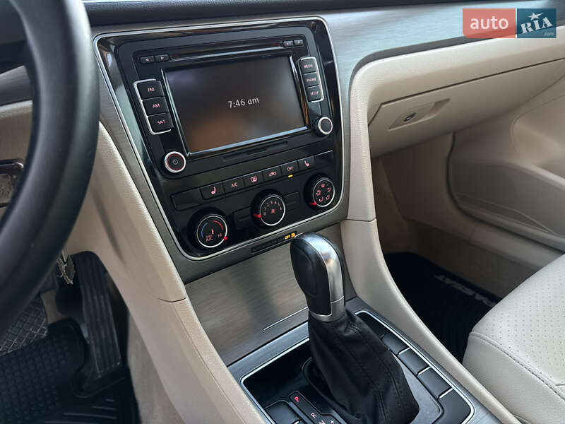 Volkswagen Passat 2014