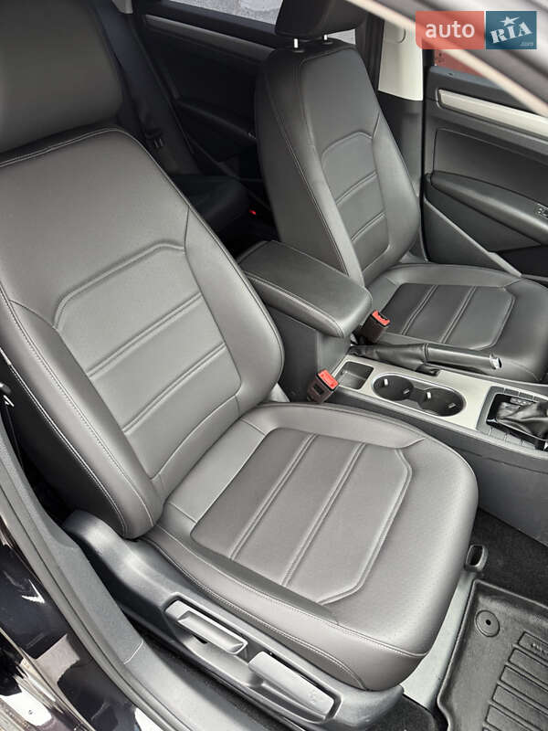 Volkswagen Passat 2021