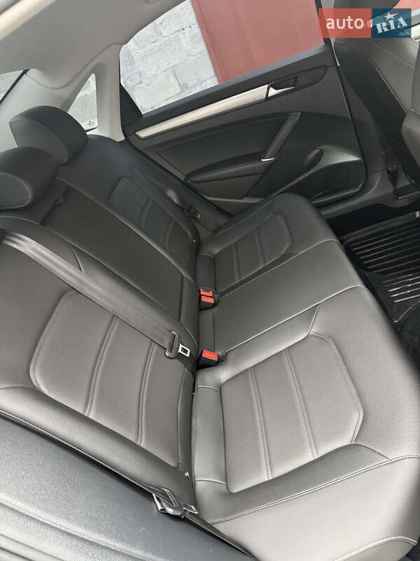 Volkswagen Passat 2021