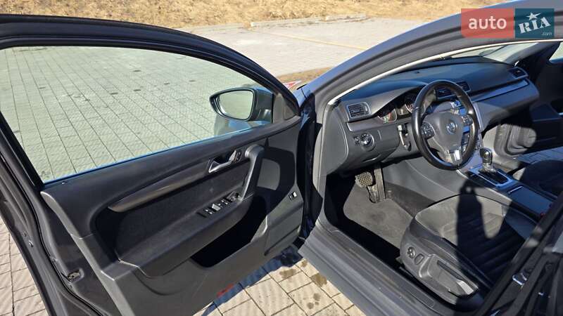 Volkswagen Passat 2012