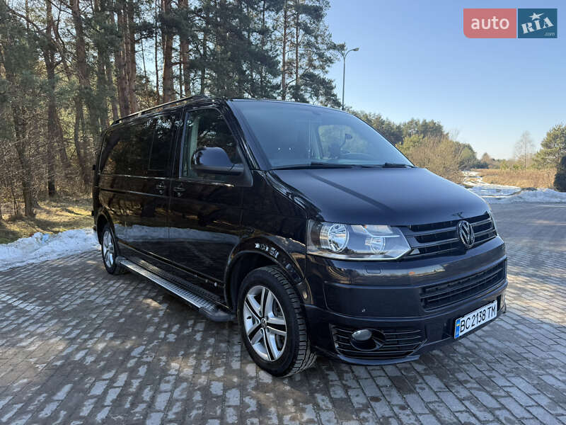 Volkswagen Caravelle 2014