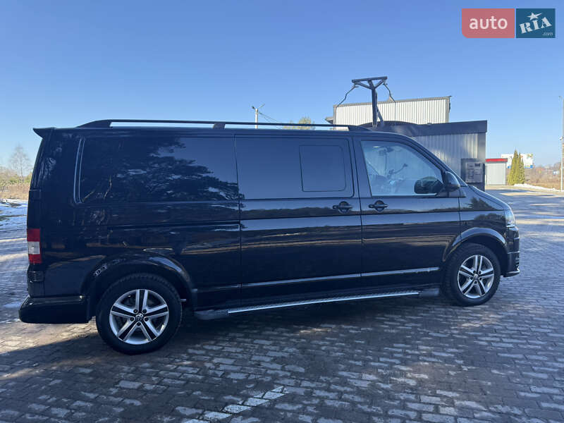Volkswagen Caravelle 2014