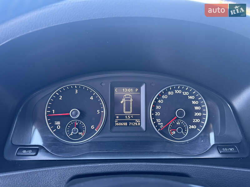 Volkswagen Caravelle 2014