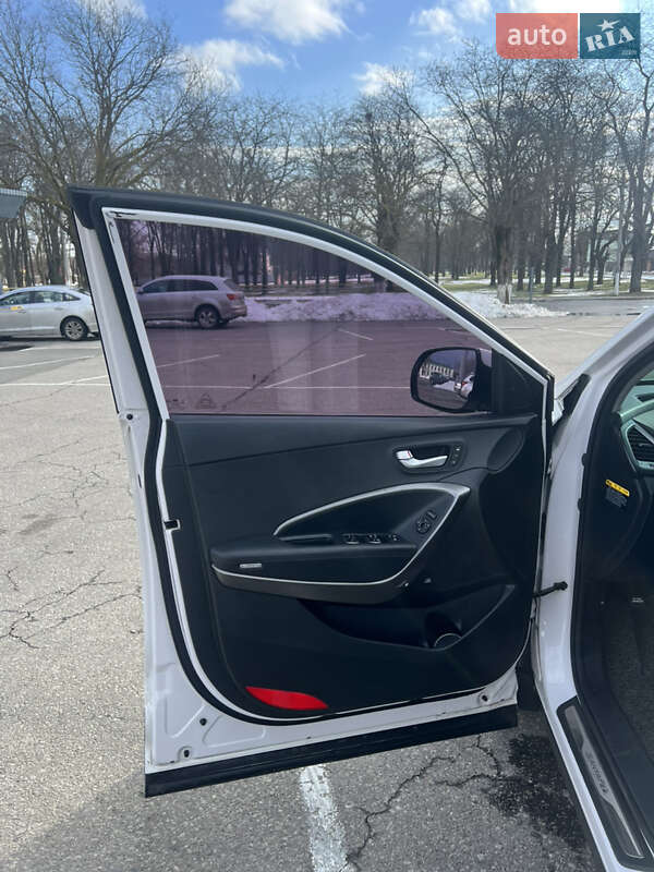 Hyundai Santa FE 2016