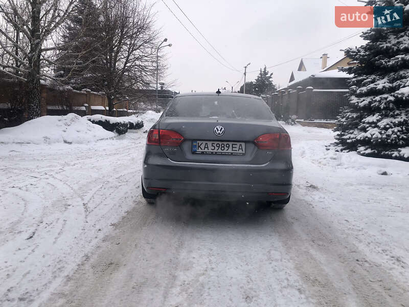 Volkswagen Jetta 2014