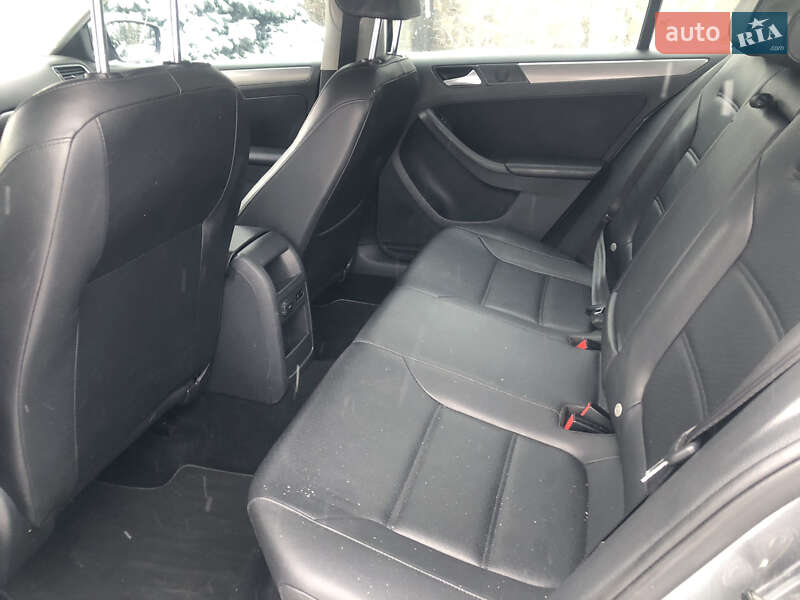 Volkswagen Jetta 2014