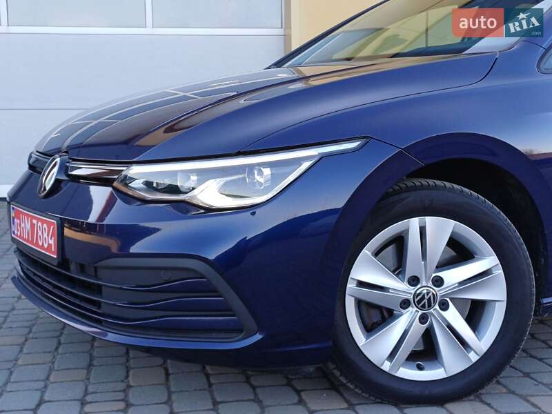 Volkswagen Golf 2021