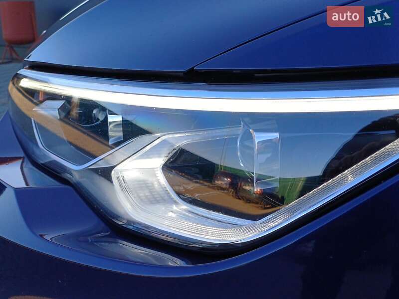 Volkswagen Golf 2021