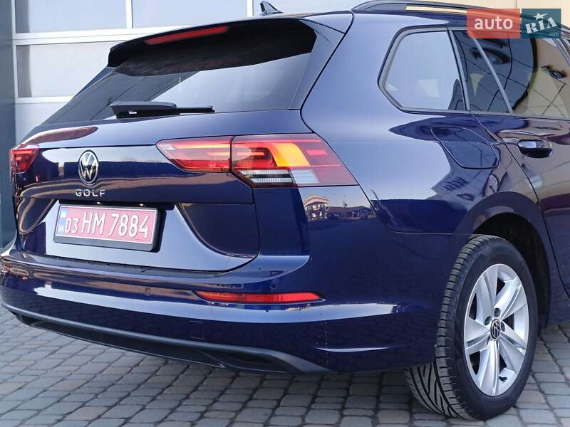 Volkswagen Golf 2021