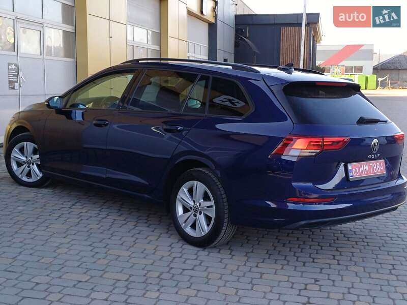 Volkswagen Golf 2021