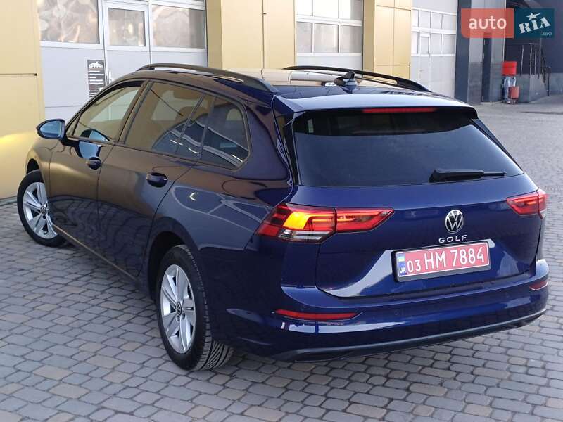 Volkswagen Golf 2021