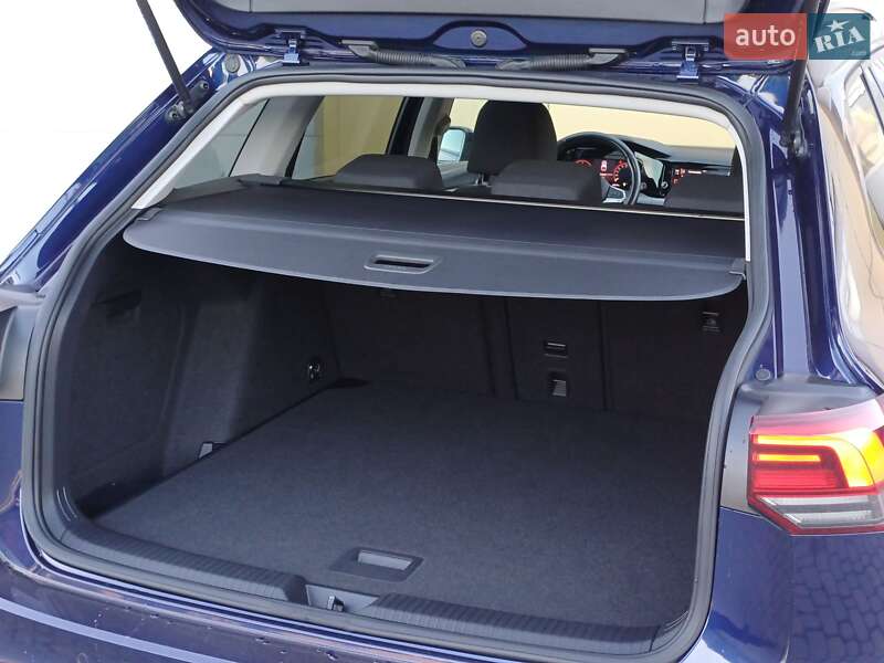 Volkswagen Golf 2021