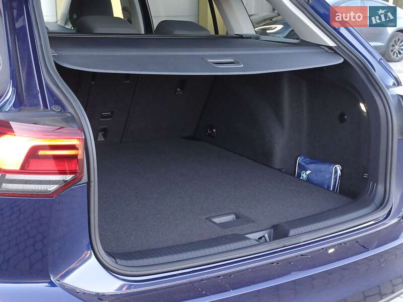 Volkswagen Golf 2021