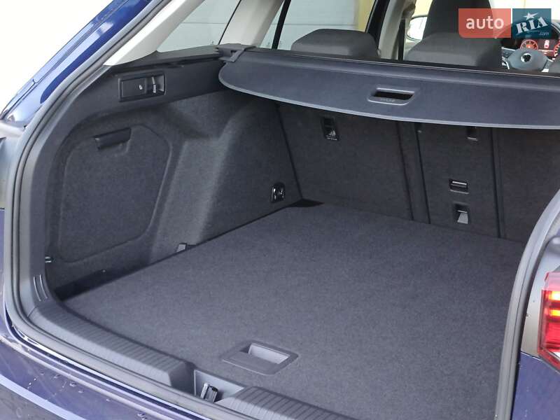 Volkswagen Golf 2021