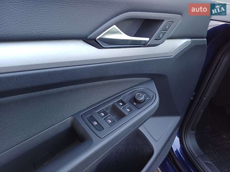 Volkswagen Golf 2021