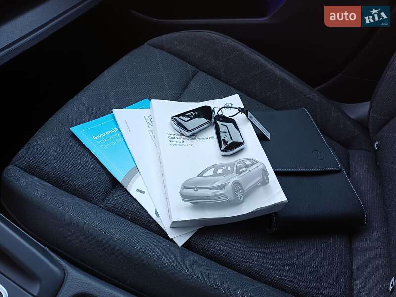 Volkswagen Golf 2021