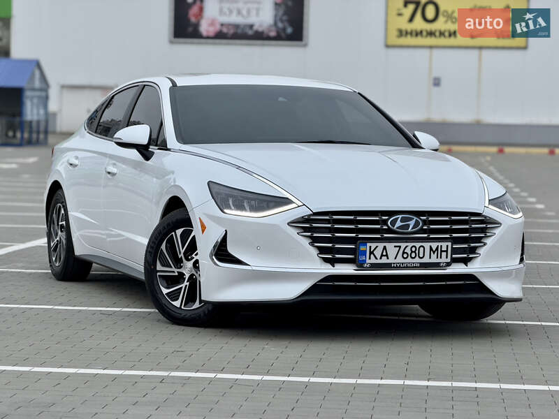 Hyundai-4
