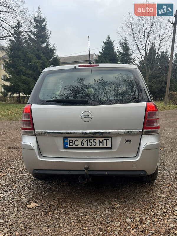 Opel Zafira 2009