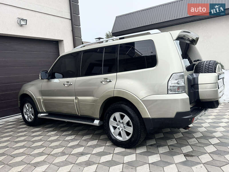 Mitsubishi Pajero Wagon 2008