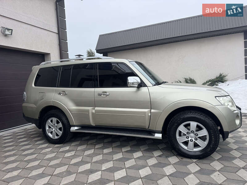 Mitsubishi Pajero Wagon 2008