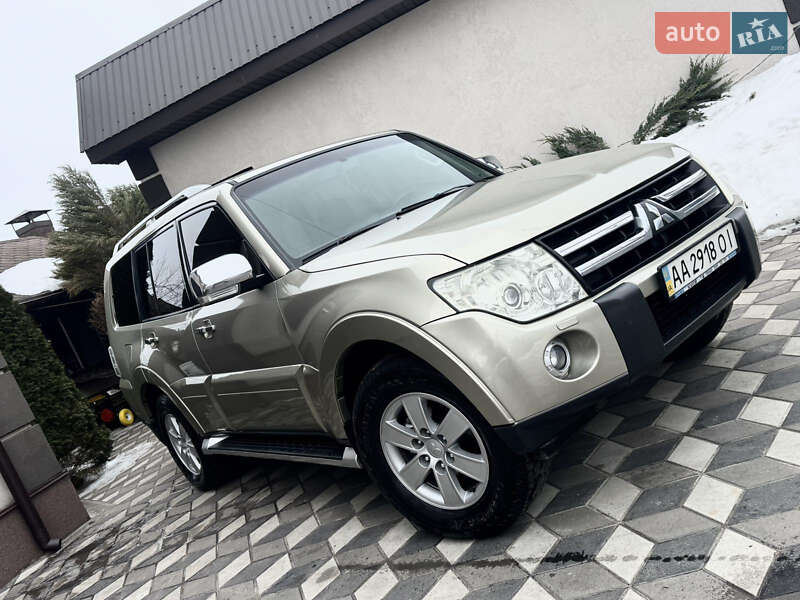 Mitsubishi Pajero Wagon 2008