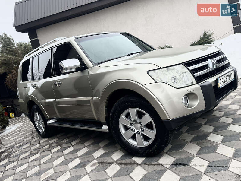 Mitsubishi Pajero Wagon 2008