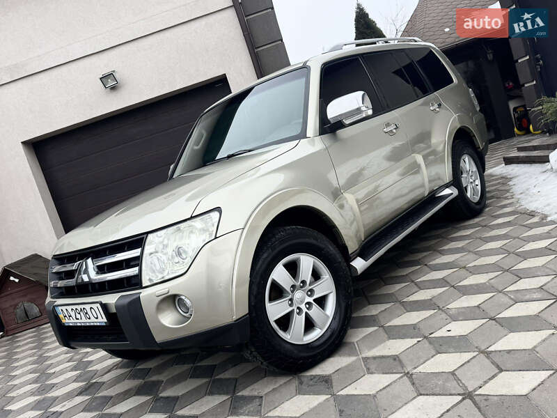 Mitsubishi Pajero Wagon 2008